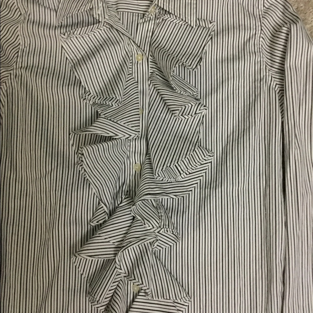🔥🔥HOST PIC🔥🔥Ralph Lauren Button up Shirt - Picture 2 of 8